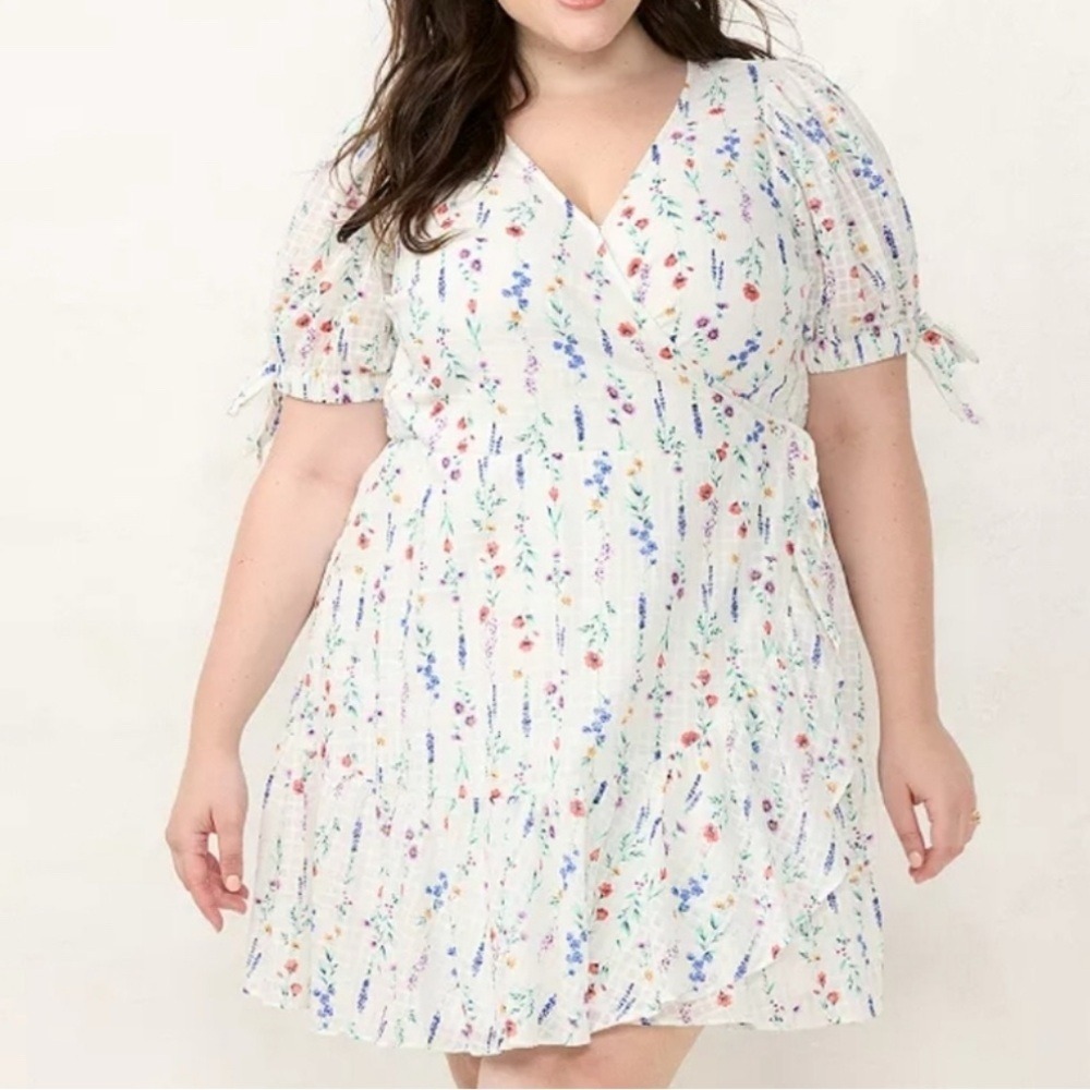 NWT Lauren Conrad Floral Cotton Wrap Dress Size 3X